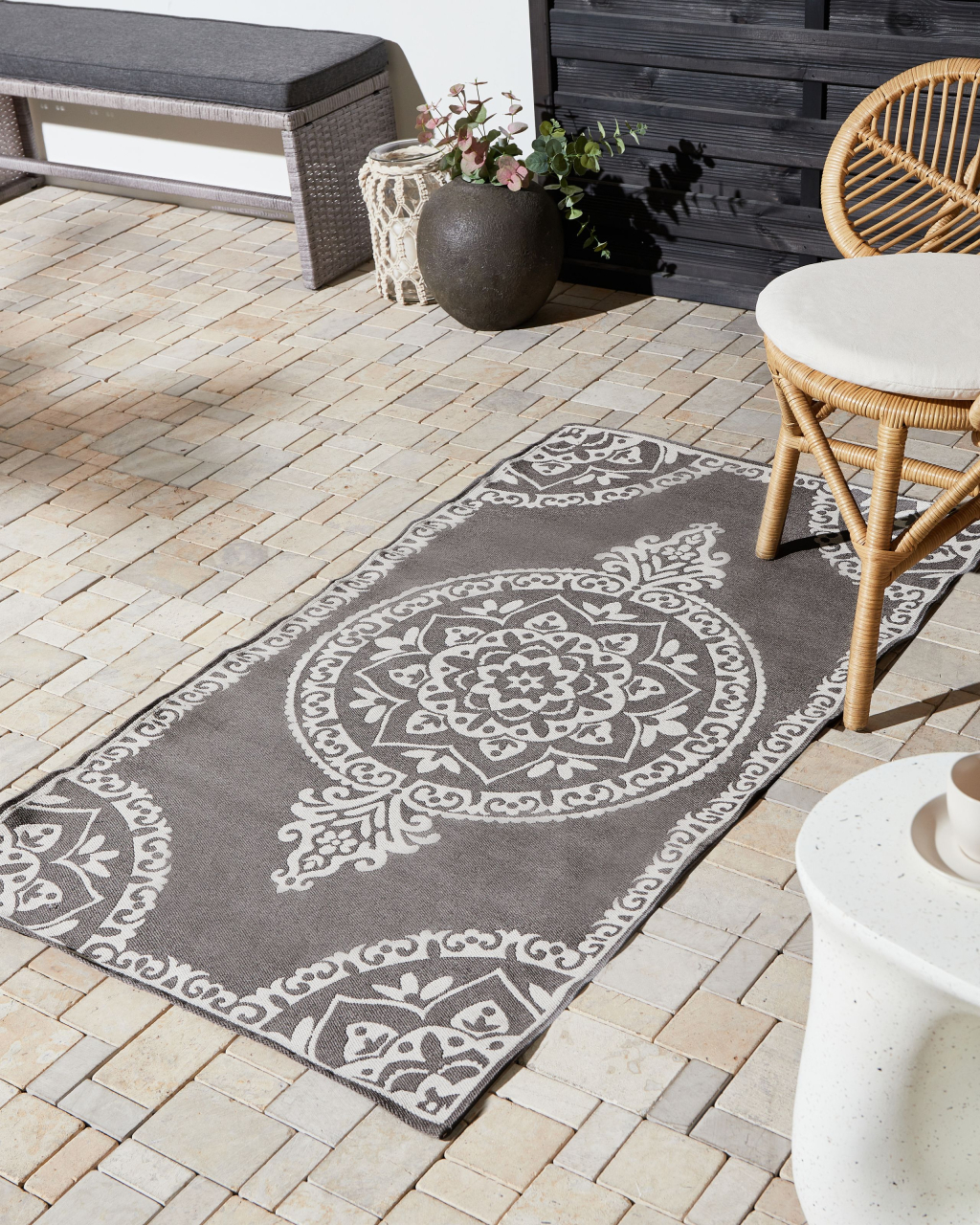 Outdoor rug KOHIMA Grey 80 x 150 cm [1]
