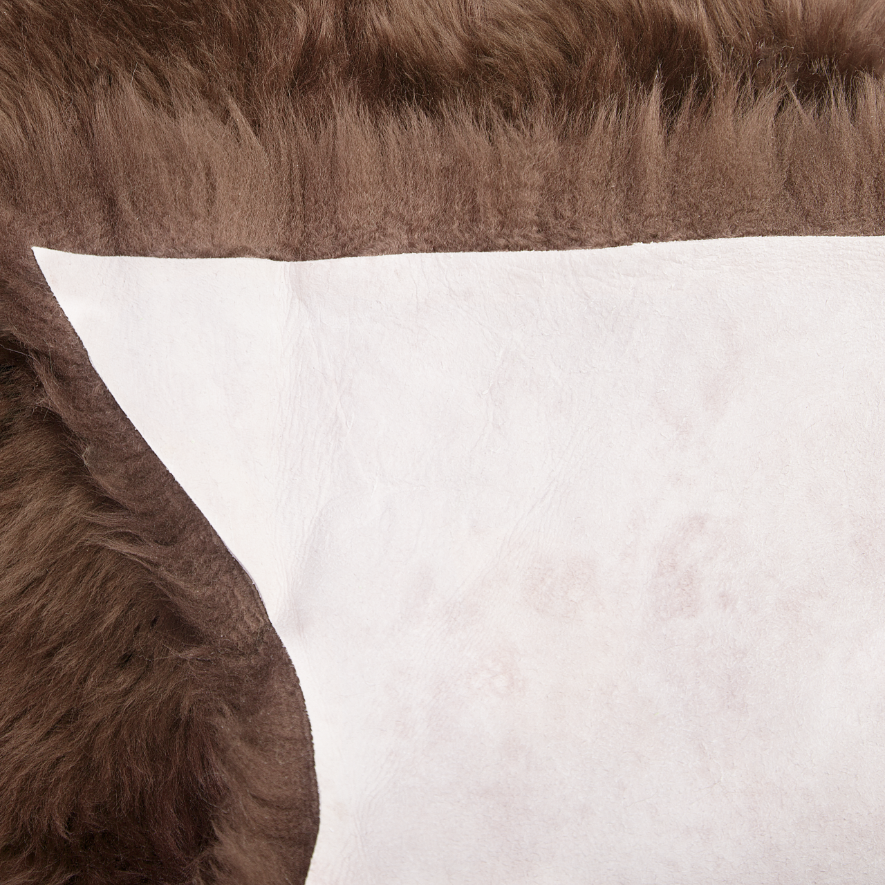 Covor din blană de oaie ULURU Maro închis 65 x 110 cm [5]