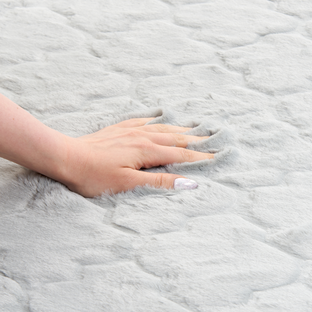 Covor din blană sintetică GHARO Gri deschis 80 x 150 cm [5]