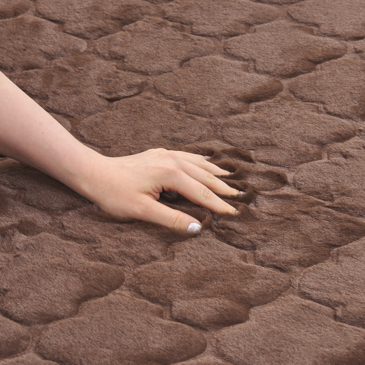 Faux fur rug GHARO Brown 80 x 150 cm [5]