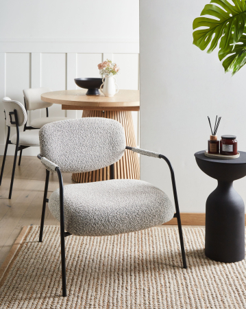 Whole Home - AUSVIKA armchair Black/White