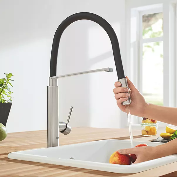 Baterie bucatarie cu pipa flexibila Grohe Concetto crom periat Supersteel [3]
