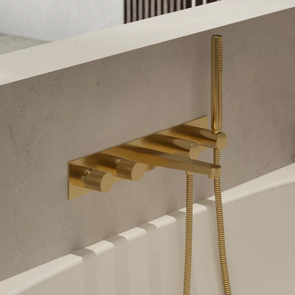 Baterie cada - dus incastrata Omnires Contour 5 orificii auriu cu corp ingropat si set de dus [3]