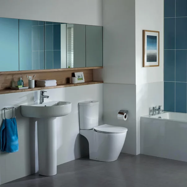 Set vas wc pe pardoseala capac slim softclose si rezervor Arc Ideal Standard Connect Aquablade [2]