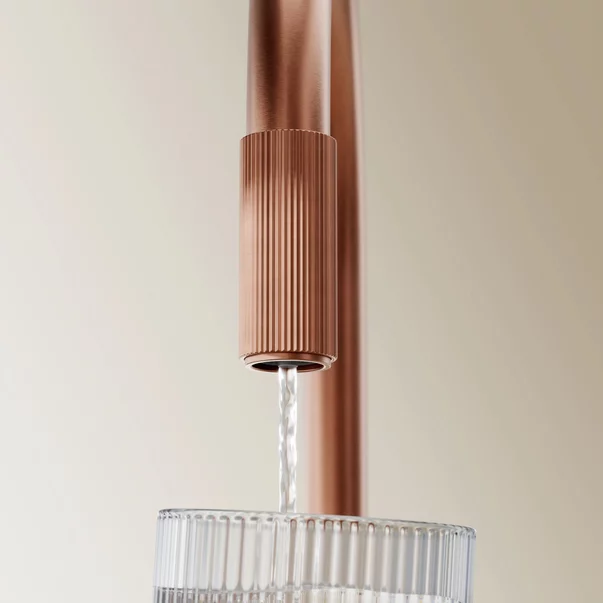 Baterie bucatarie cu dus extractibil Omnires Switch cu sistem filtrare apa finisaj cupru periat [1]