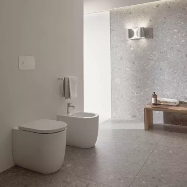 Vase wc suspendate - Vas WC pe pardoseala Ideal Standard Blend Curve BTW alb mat
