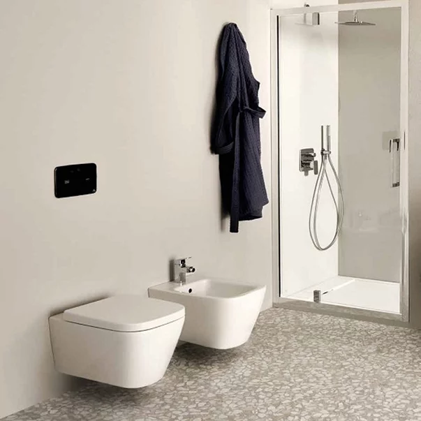 Set vas wc suspendat Ideal Standard I.life B alb cu capac si rezervor cu cadru incastrat si clapeta [2]
