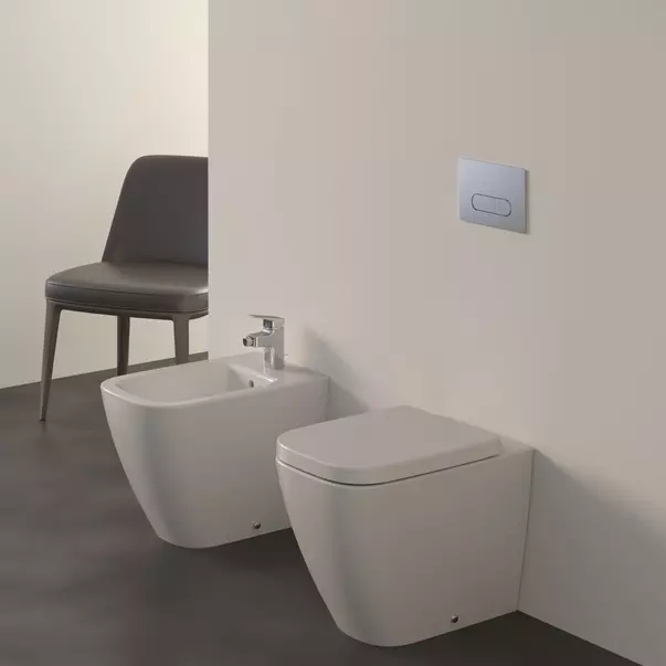 Bideu pe pardoseala Ideal Standard I.life B alb lucios SmartGuard BTW [3]