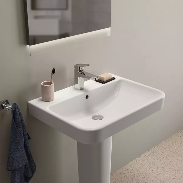 Lavoare pe perete - Lavoar suspendat Ideal Standard i.life B alb lucios 60 cm cu orificiu preaplin