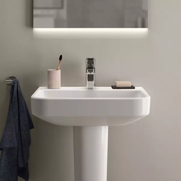 Lavoar suspendat Ideal Standard i.life B alb lucios 55 cm [3]