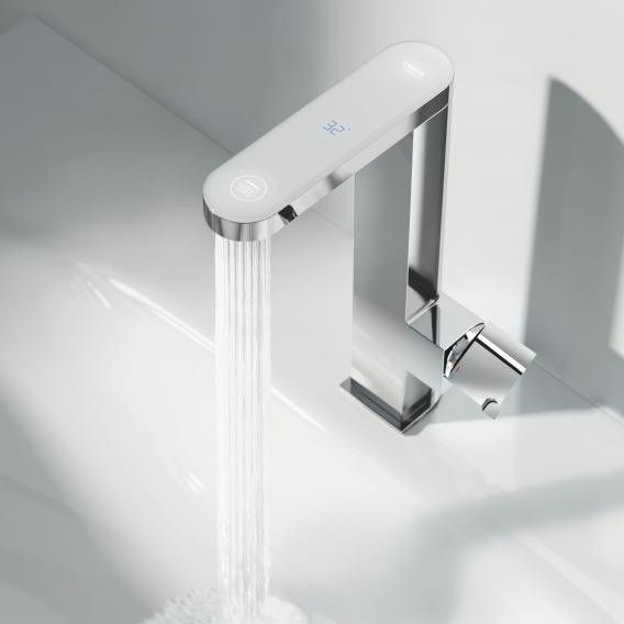 Baterie lavoar Grohe Plus, pipa pivotanta si afisaj LED, ventil click clack [5]