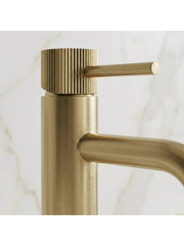 Baterie lavoar inalta Rea Lungo Stripe auriu periat  [2]