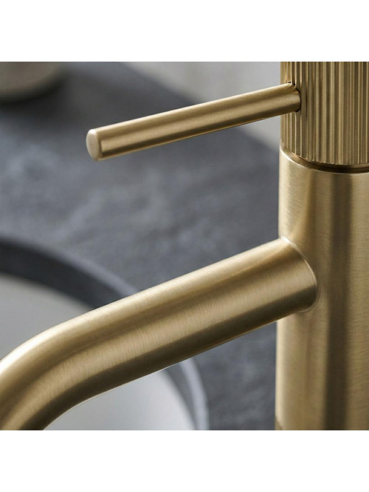 Baterie lavoar Rea Lungo Stripe auriu periat  [9]