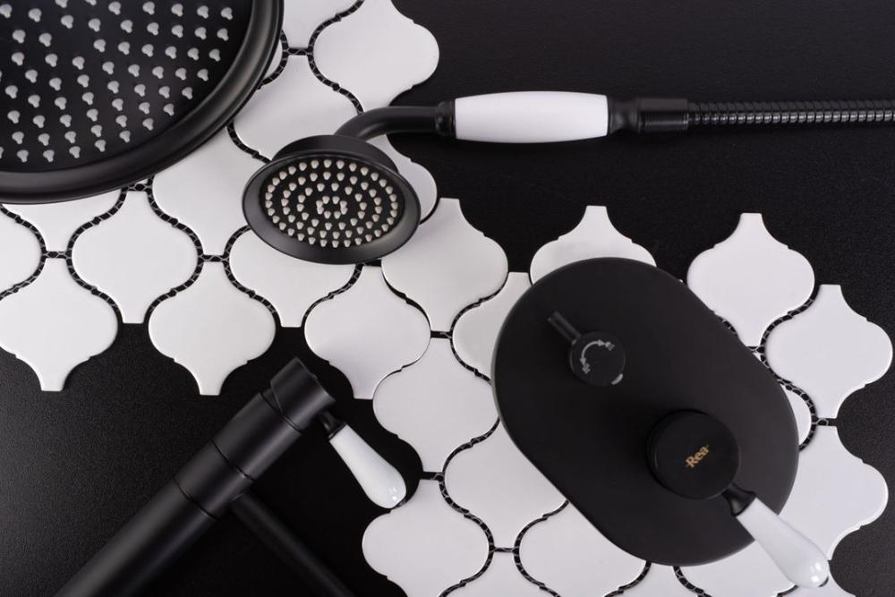 Baterie pentru lavoar Rea Serra BLACK negru  [10]