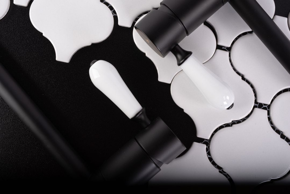 Baterie pentru lavoar Rea Serra BLACK negru mat [3]