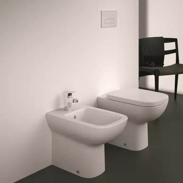Bideu pe pardoseala Ideal Standard i.Life A [1]