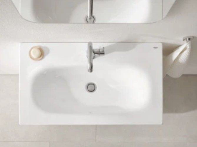 Chiuveta baie suspendata Grohe Essence 70x49 cm, tratament PureGuard [2]