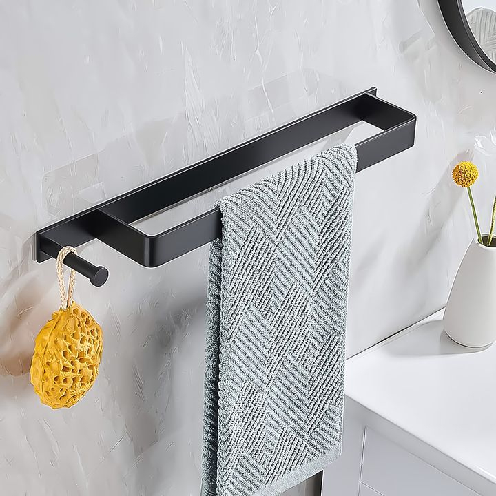 Cuier de baie negru [4]