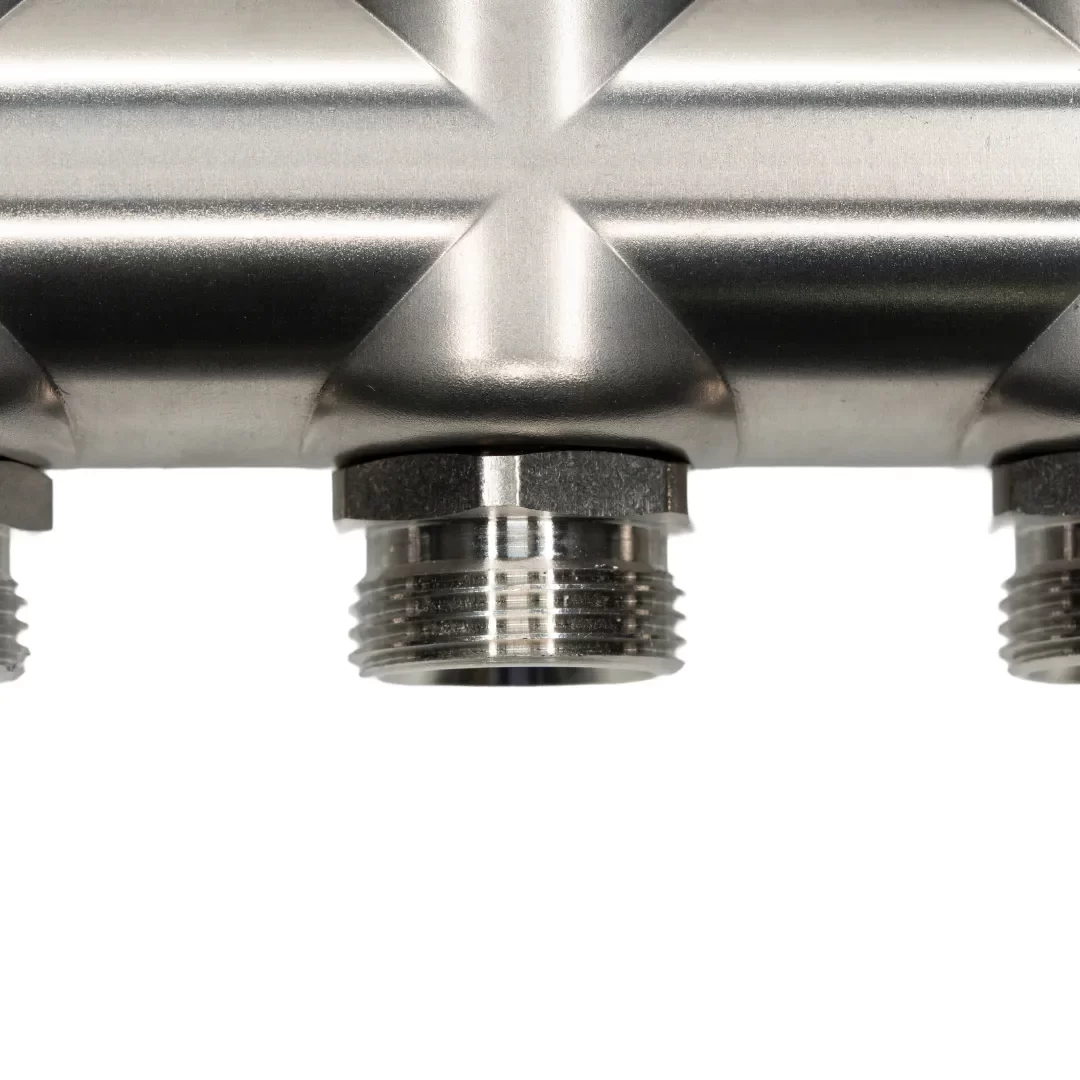 Distribuitor cu debitmetru 8 căi (1″ x 3/4″), aerisitor si robinet golire, Hoffman Underfloor Heating [10]