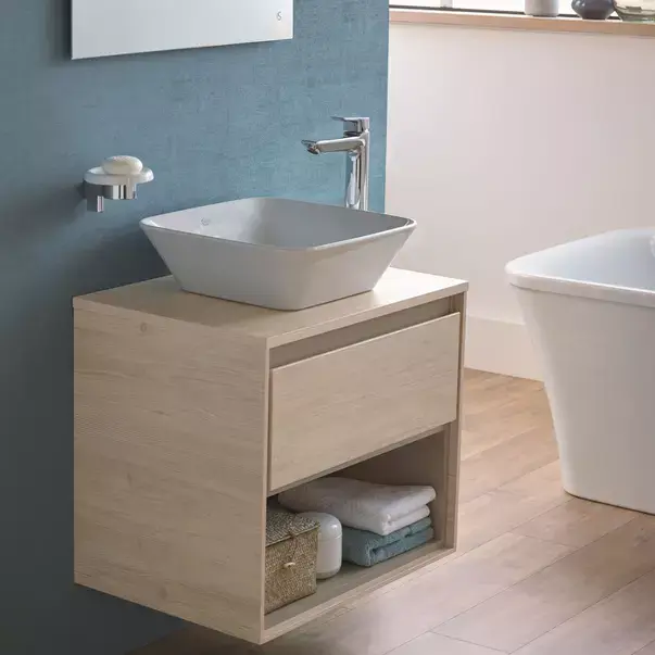 Dulap suspendat pentru lavoar maro deschis lemn Ideal Standard Connect Air 60 cm cu spatiu depozitare [5]