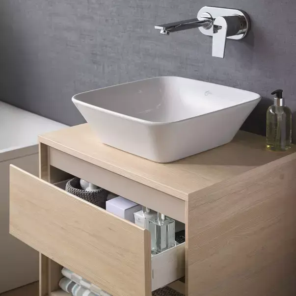 Dulap suspendat pentru lavoar maro deschis lemn Ideal Standard Connect Air 60 cm cu spatiu depozitare [3]