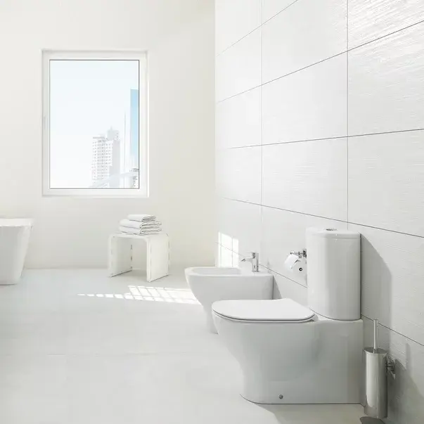 Vas wc pe pardoseala Ideal Standard Tesi AquaBlade back-to-wall [2]