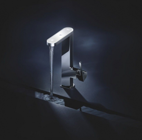 Baterie chiuveta baie Grohe Plus, pipa pivotanta si afisaj LED, marime M [2]
