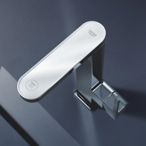 Baterie chiuveta baie Grohe Plus, pipa pivotanta si afisaj LED, marime M [4]