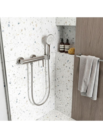 Baterie de dus REA Rivo Nickel Periat montaj pe perete 100 mm [1]