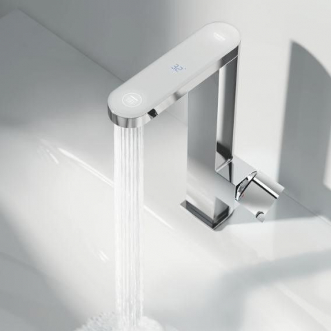 Baterie lavoar Grohe Plus, pipa pivotanta si afisaj LED, ventil click clack [4]