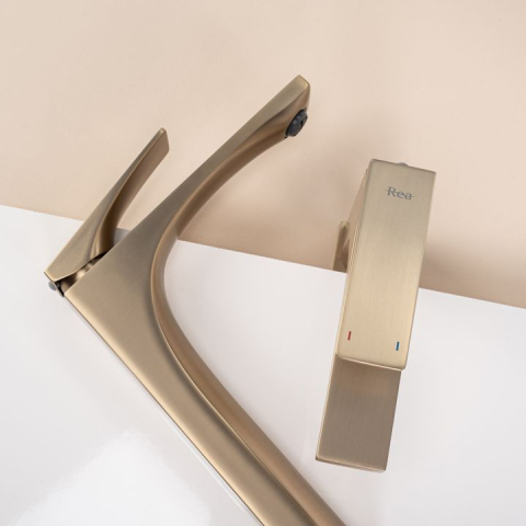 Baterie pentru baie Rea Joe auriu periat [2]