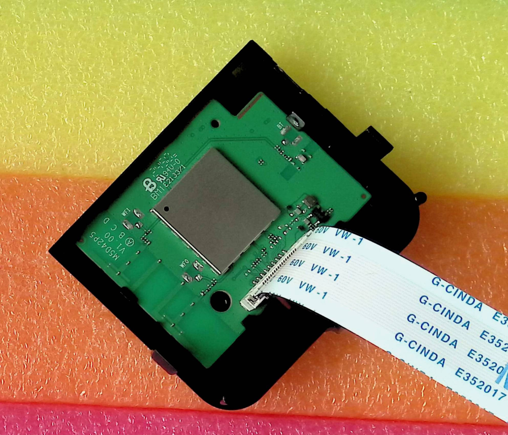 715GF061-C0F-000-004L + M5D42P5 V1.00 + MWH533B - pozitia GG560 [2]