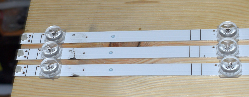 CRH-BXBT43Y1303006030AKREV1.0 HD425Y1U71-T0L1+2020102001+SVH430AG8 - pozitia GG803 GG811 [3]