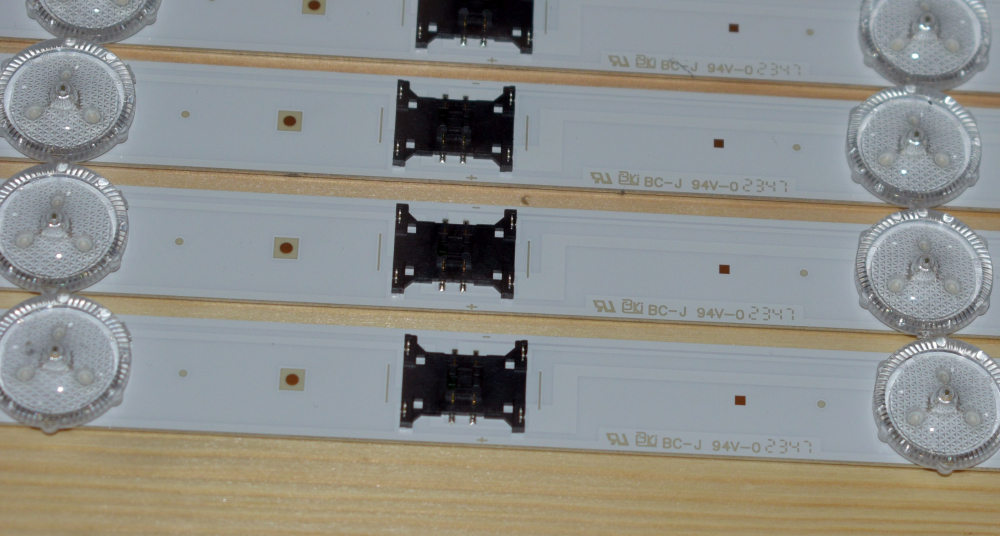 L3_E5_CFM_S6_1_R1.0_W1D_LM41-01110A - pozitia PX330 GG832 [3]