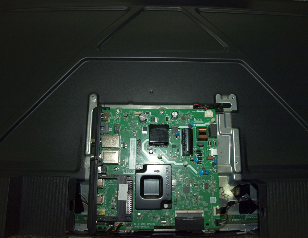 MPEG TCL32LB01_3030F2.4D_V1.1_20221230 - pozitia GG504 GG542 [8]