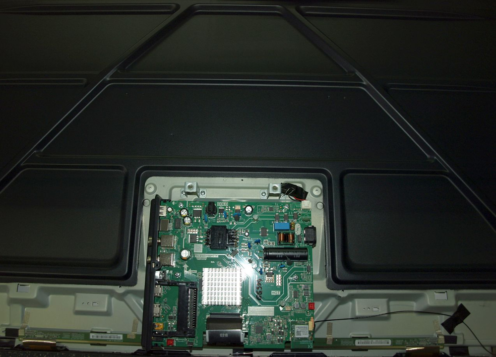 TPD.MT9221T.PB771 (T) 40-MT21TB-MPC2HG MT21TB MT9221 V8-T221T05-LF PID 2753 - pozitia GG904 [4]