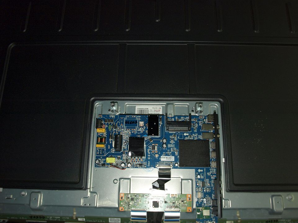 WDX DCBDC-I260E_07 P1 V500DJ7-QE1_D6 UHD - pozitia GG607 [4]