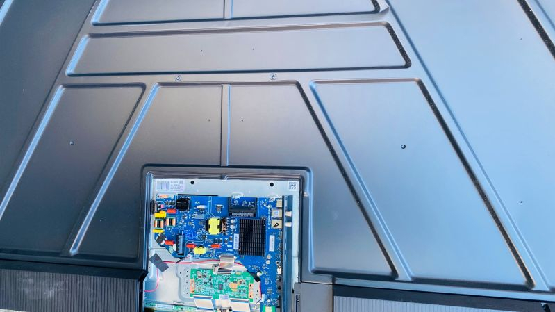 WDX DCBDP-C268D_04 ST6451D06-6 2S UHD - pozitia YY127 [3]
