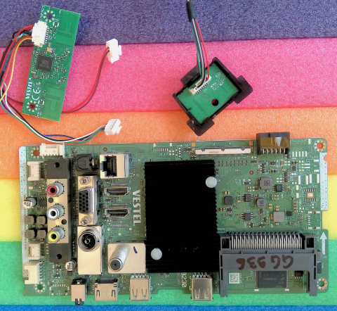 Placi de baza - 17MB230 + 17WFM21 SMART 4K - pozitia GG936