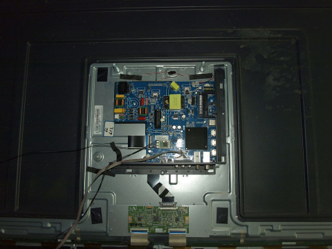 17Y_HU11APHTA44LV0.0 LMC550FJ14-W - pozitia GG612 [2]