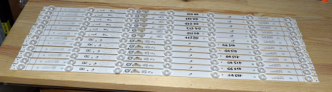 Seturi Benzi LED - 40-55Z9HL-DLB1AG + 40-55Z9HR-DLB1AG - pozitia GG517