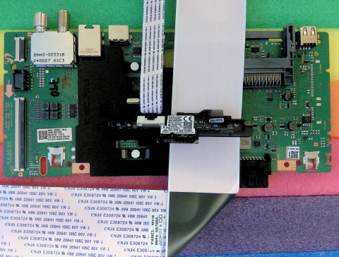 Placi de baza - BN96-60489C KANT_SU2E_DU7000 BN41-03231A + BN9658788A+ BN59-01461A WCD730M - pozitia GG750