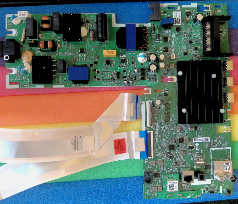 Placi de baza - EBT30250913 = TPD.RT2875T.PC733 (T) + EAD66038318 + EAD66028317 - pozitia GG929