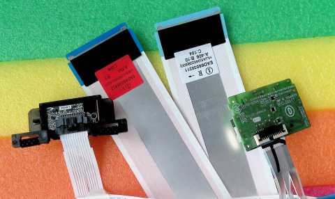 EBT67775703 = EAX70111903(1.0) + EAD66038311 EAD66038312 EAT65193302 ETWCFMBC03 LGSBWAC97 EBR3873420 - pozitia GG210 [2]