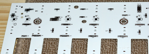 L1 = 40-FFQ9KL-DLB1AG + M1 = 40-FFQ9KM-DLB1AG + R1 = 40-FFQ9KR-DLB1AG - pozitia GG136 [10]