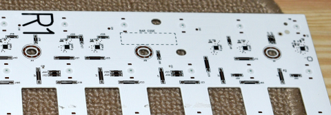 L1 = 40-FFQ9KL-DLB1AG + M1 = 40-FFQ9KM-DLB1AG + R1 = 40-FFQ9KR-DLB1AG - pozitia GG136 [12]