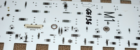 L1 = 40-FFQ9KL-DLB1AG + M1 = 40-FFQ9KM-DLB1AG + R1 = 40-FFQ9KR-DLB1AG - pozitia GG136 [7]