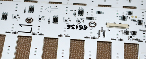 L1 = 40-FFQ9KL-DLB1AG + M1 = 40-FFQ9KM-DLB1AG + R1 = 40-FFQ9KR-DLB1AG - pozitia GG136 [3]