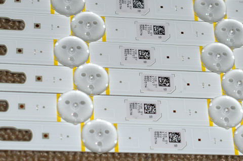 L1_Q80T_E0_FAM_S4(2)_R1.1_U5J_100_LM41-01026B - pozitia PX313 GG217 [3]