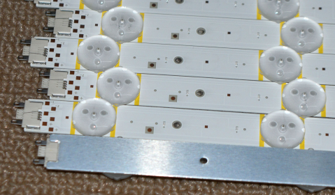 L1_Q80T_E0_FAM_S4(2)_R1.1_U5J_100_LM41-01026B - pozitia PX313 GG217 [4]